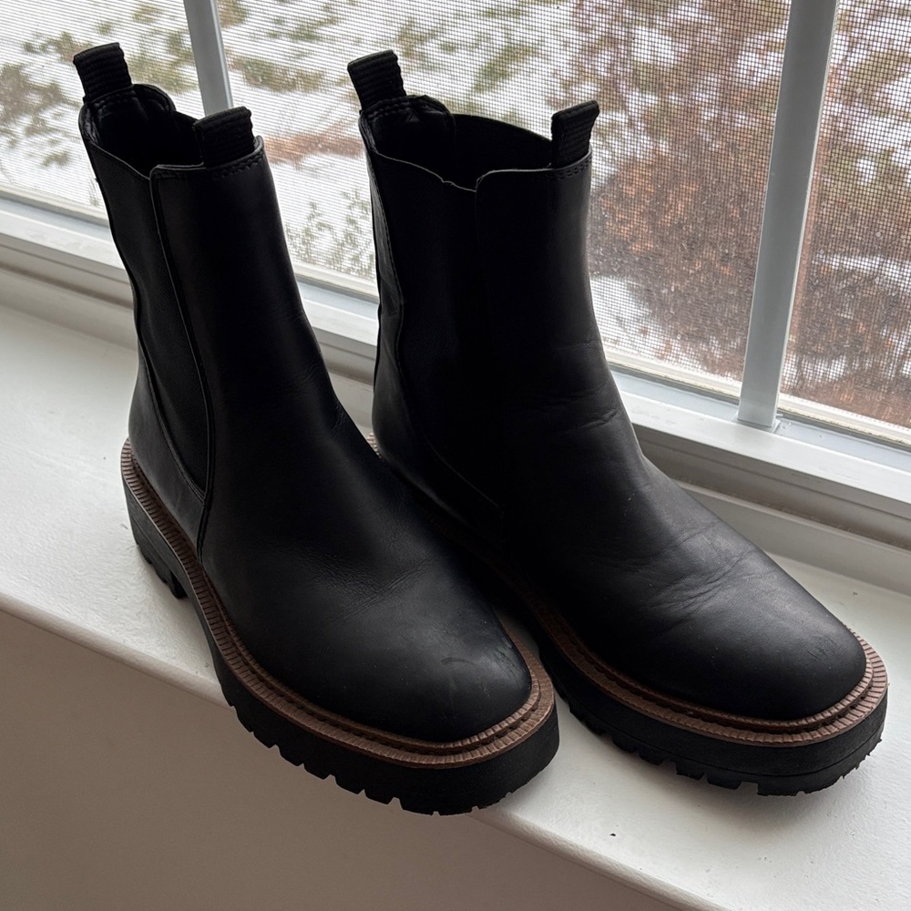 Sam Edelman Laguna Chelsea boots